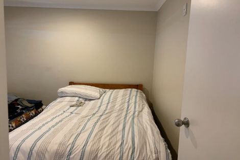 Photo of property in 9 Kalmore Place, Flat Bush, Auckland, 2016