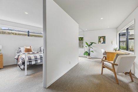 Photo of property in 87 Marine Parade, Seatoun, Wellington, 6022