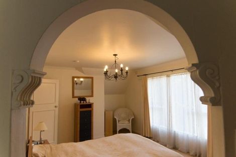 Photo of property in 1 Churton Drive, Churton Park, Wellington, 6037