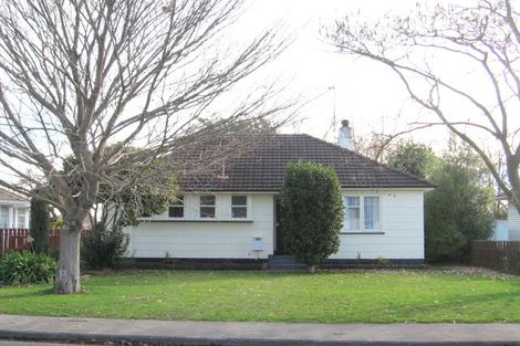 Photo of property in 1027 Hood Street, Mayfair, Hastings, 4122