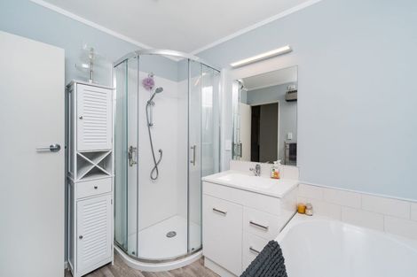 Photo of property in 18a Pukepapa Road, Marton, 4710