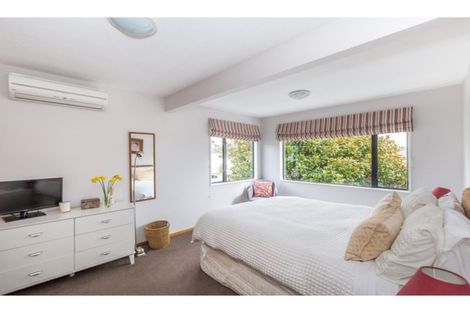 Photo of property in 8 Herbs Place, Cashmere, Christchurch, 8022