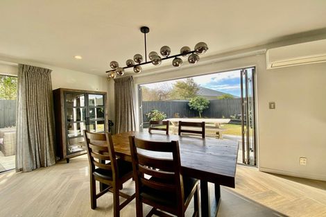 Photo of property in 5 Stoneleigh Green, Parklands, Christchurch, 8083