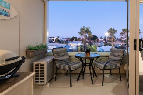 Photo of property in 305/332 Maunganui Road, Mount Maunganui, 3116