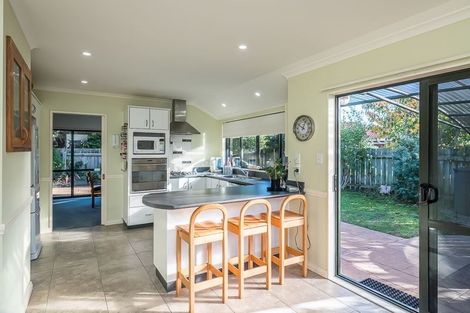 Photo of property in 11 Takahe Drive, Paraparaumu Beach, Paraparaumu, 5032