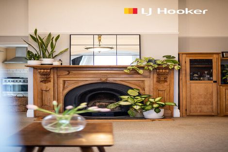Photo of property in 10 Glen Road, Mornington, Dunedin, 9011