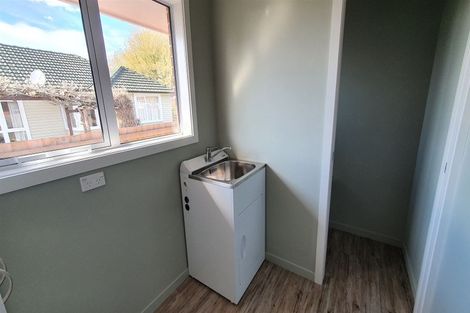 Photo of property in 44 Pinehurst Crescent, Russley, Christchurch, 8042