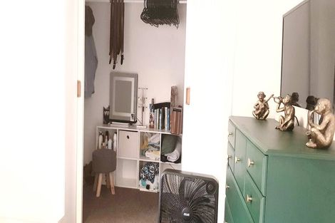 Photo of property in 7 Merville Avenue, Te Atatu South, Auckland, 0610