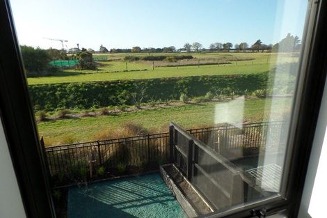 Photo of property in 24 Piripiri Place, Broomfield, Christchurch, 8042