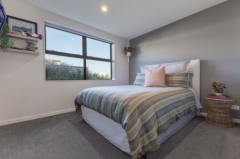 Photo of property in 9 Te Heke Place, Waikanae, 5036