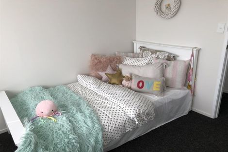 Photo of property in 4 Caringbah Drive, Papatoetoe, Auckland, 2025