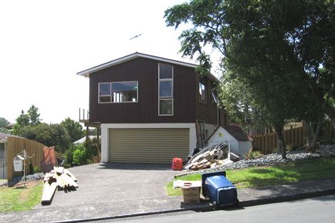 Photo of property in 2/20 Prestige Place, Castor Bay, Auckland, 0620