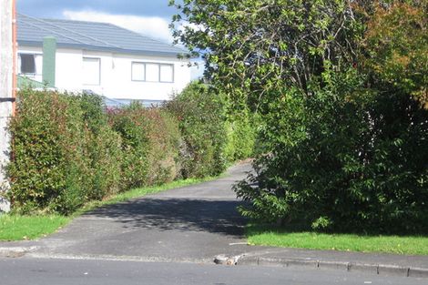 Photo of property in 3a Glenvil Lane, Te Atatu Peninsula, Auckland, 0610