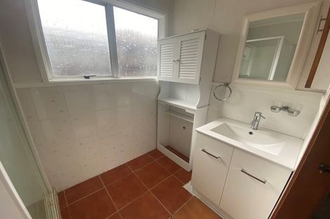 Photo of property in 2/51 Landscape Road, Papatoetoe, Auckland, 2025