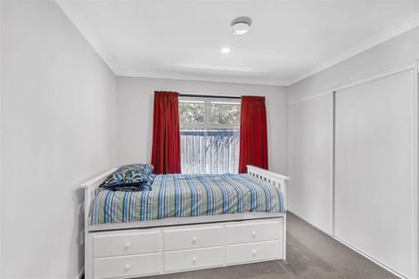 Photo of property in 6 Cameron Crescent, Rolleston, 7614