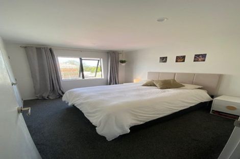Photo of property in 13 Artistry Lane, Papakura, 2110