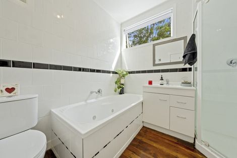 Photo of property in 85 Kaipara Coast Highway, Helensville, Kaukapakapa, 0871