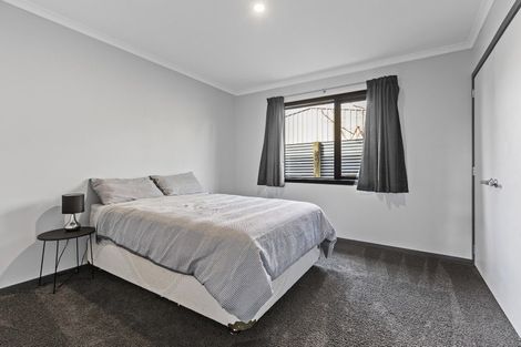 Photo of property in 15a Carthew Street, Okato, 4335