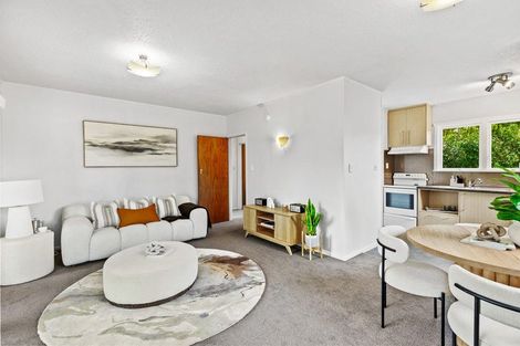 Photo of property in 3/133 Shakespeare Road, Milford, Auckland, 0620