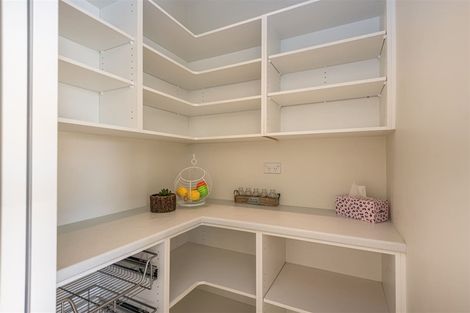 Photo of property in 32 Hakatere Road, Pegasus, 7612