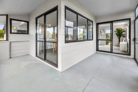 Photo of property in 2 Bronte Place, Owhata, Rotorua, 3010