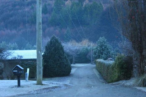 Photo of property in 11 Criterion Street, Arrowtown, 9302