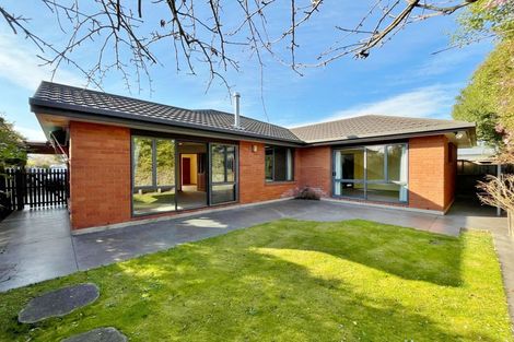 Photo of property in 82 Middleton Road, Upper Riccarton, Christchurch, 8041