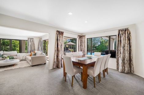 Photo of property in 24 Santa Cruz Drive, Shamrock Park, Auckland, 2016