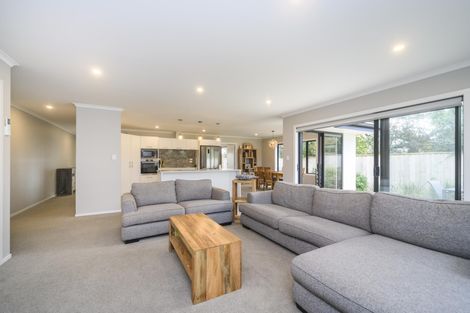 Photo of property in 96 Pharazyn Street, Feilding, 4702