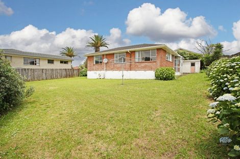 Photo of property in 19 Hamlet Place, Pukekohe, 2120