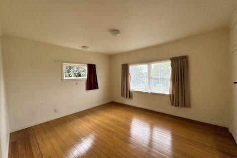 Photo of property in 1/1 Benders Avenue, Hillcrest, Auckland, 0627