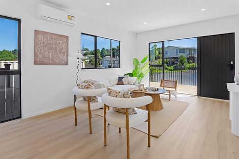 Photo of property in 11 Glenfinn Place, Massey, Auckland, 0614