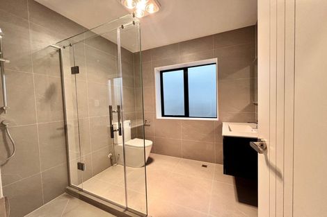 Photo of property in 16 Kiokio Place, Swanson, Auckland, 0614