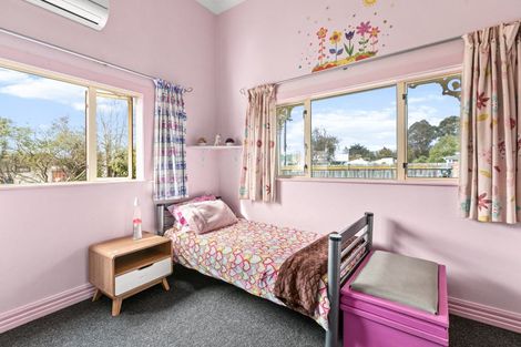 Photo of property in 68 Bibby Street, Waipawa, 4210