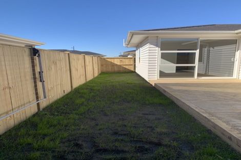 Photo of property in 3 Kanono Road, Takanini, 2110