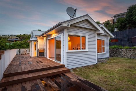 Photo of property in 182 Mount Pleasant Road, Mount Pleasant, Christchurch, 8081
