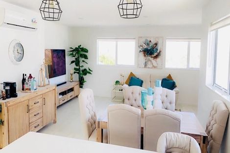 Photo of property in 10a Glenfield Road, Birkenhead, Auckland, 0626