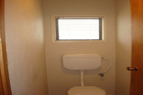 Photo of property in 21 Aberfeldy Avenue, Highland Park, Auckland, 2010