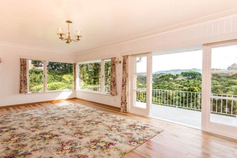 Photo of property in 663 South Titirangi Road, Titirangi, Auckland, 0604