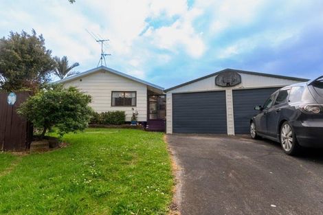 Photo of property in 156 Carnoustie Drive, Wattle Downs, Auckland, 2103
