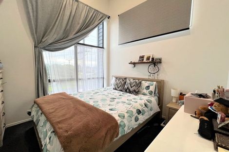Photo of property in 2 Pasla Close, Papakura, 2110
