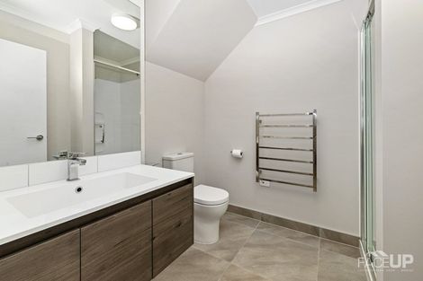 Photo of property in 22 Raranga Lane, Hobsonville, Auckland, 0616