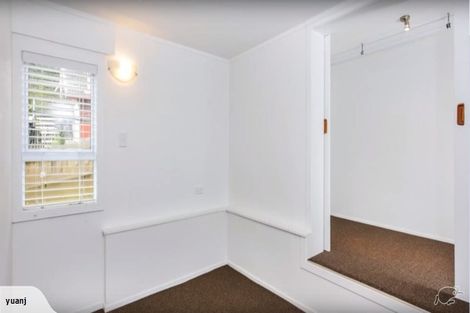 Photo of property in 7 Merville Avenue, Te Atatu South, Auckland, 0610