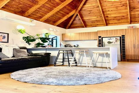 Photo of property in 13 Schnapper Rock Road, Greenhithe, Auckland, 0632