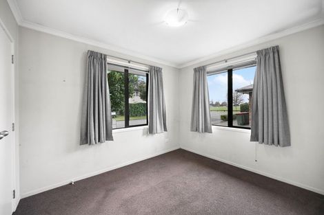 Photo of property in 1/240 Old Farm Road, Hillcrest, Hamilton, 3216