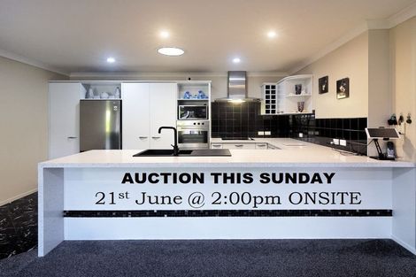 Photo of property in 7 San Vito Place, Henderson, Auckland, 0612