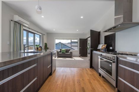 Photo of property in 20 Madeira Close, Whitby, Porirua, 5024