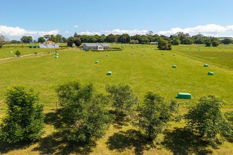 Photo of property in 355a Waikaramu Road, Waimate North, Kaikohe, 0472