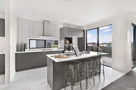 Photo of property in 51a Hayfield Way, Karaka, Papakura, 2113