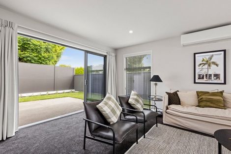 Photo of property in 9 George Yee Place, Taradale, 4112